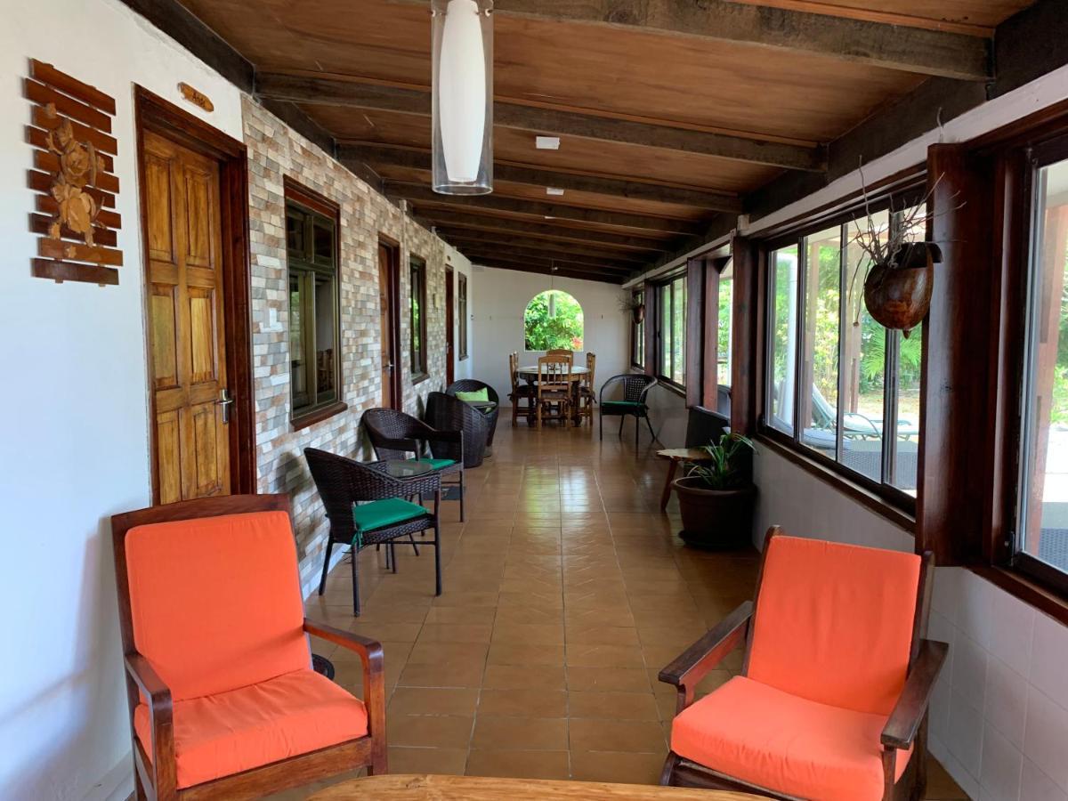Amitie Chalets Praslin グラン・アンス エクステリア 写真
