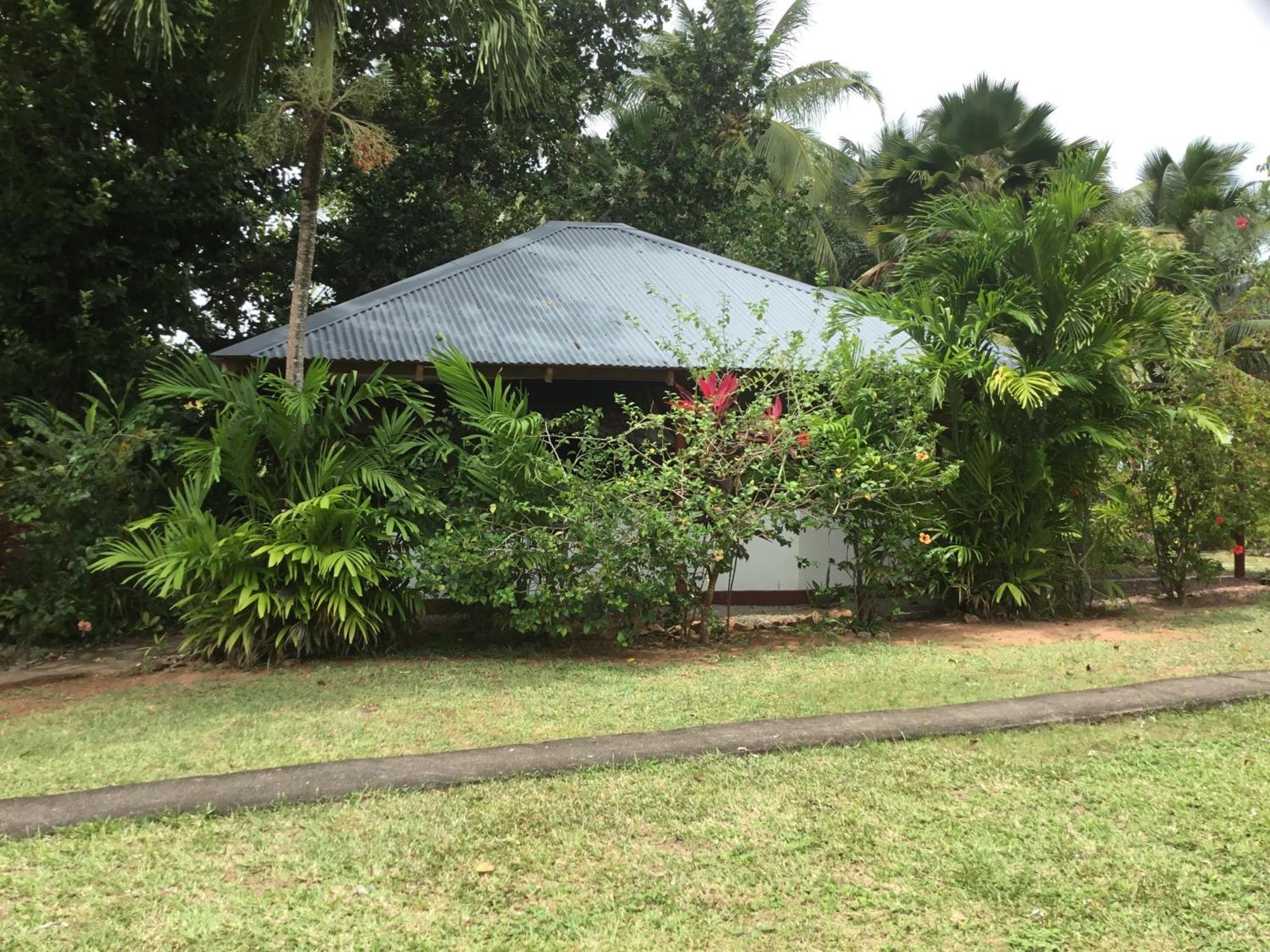 Amitie Chalets Praslin グラン・アンス エクステリア 写真