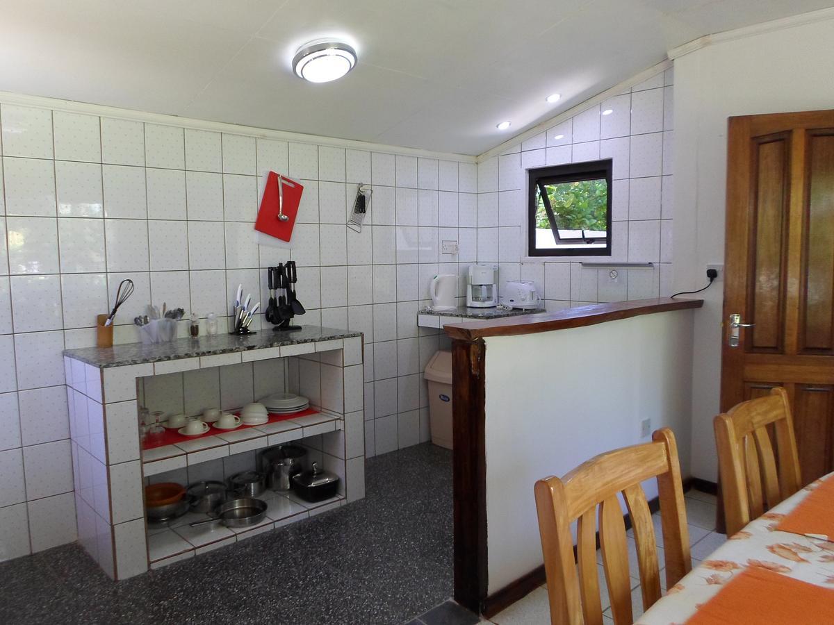 Amitie Chalets Praslin グラン・アンス エクステリア 写真