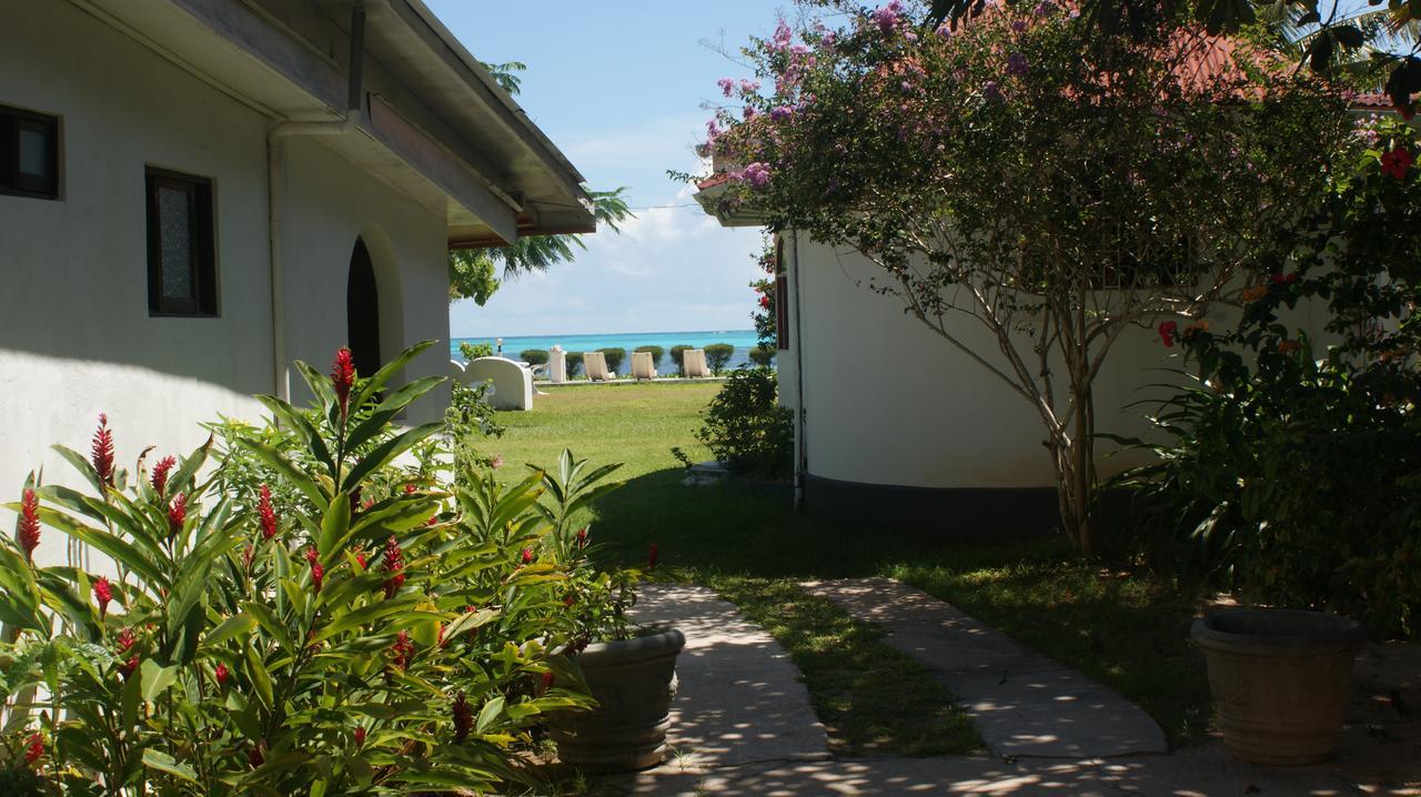 Amitie Chalets Praslin グラン・アンス エクステリア 写真